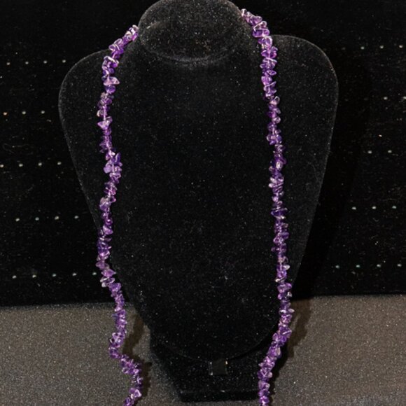 Vintage Amethyst Chip Necklace 34" with .925 Lobster Clasp - Picture 2 of 5
